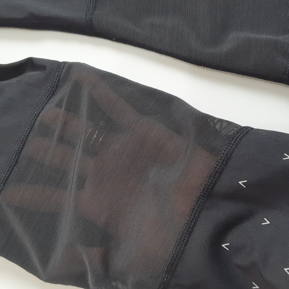 Varley Mesh Reflective  Full length Leggings - Picture 5 of 7